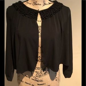 Glamour Black Topper